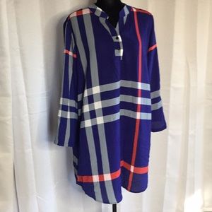 Ladies tunic style blouse blue with with and red